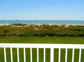 Spanish Main 63- Rare Direct Oceanfront 3 BR Condo!