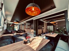 Ośrodek Wczasowy Paradise, romantic hotel in Krynica Zdr&oacute;j