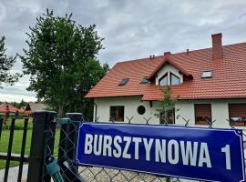 Bursztynowa 1, maison d'hôtes à Sztutowo