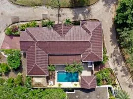 Casa Cocoa - 3 Br Home In Playa Langosta