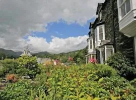 Luke's Hoose