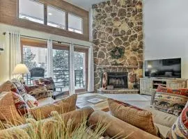 All-Season Resort Condo 5 Mi to Dillon Reservoir