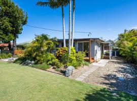 Fins Hideaway, hotel with parking in Iluka