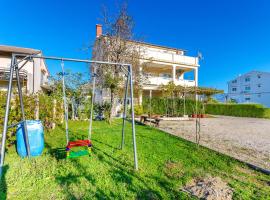 Apartments Marija P Lopar、ロパールのホテル