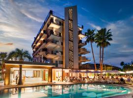 Almaluna Hotel & Resort, готель у місті Альба-Адріатіка