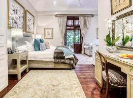 Vredenburg Manor House, hotel en Somerset West