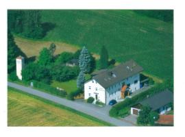 Hotel Sonnenhof, hotel with parking in Cham