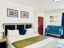 Airport Royal Guest House, hotel with parking in Kempton Park