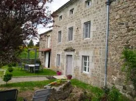 Maison charmante à Cubelles avec vue sur la montagne