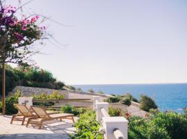 Mikra Bay Vineyard Guesthouses, hotel na may parking sa Naxos Chora