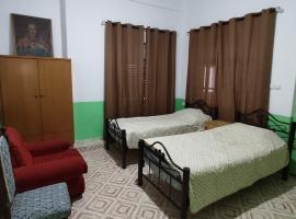 Issa's House, hotel a Bayt Sāḩūr