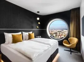 MOOONS Vienna