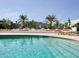 La Pandilla Ibiza – hotel w mieście Sant Francesc de s'Estany