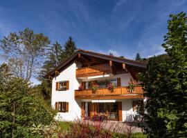 Ferienwohnungen Manger: Schönau am Königssee şehrinde bir otel