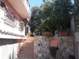 Casa vacanza "Maestrale " – hotel w Porto Pino