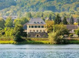 Wein- und Landhaus S A Prüm