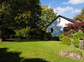 Merewood Lodge, cottage in Ambleside