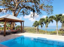A Perle de vue - Appartement de charme Piscine & spa avec vues mer & forêt, spa hotel in Deshaies