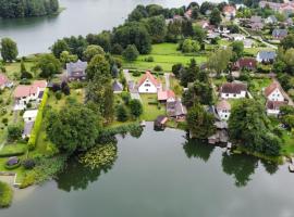 Ferienhaus Regner „Das Anwesen am See“ ****, hotel en Feldberg