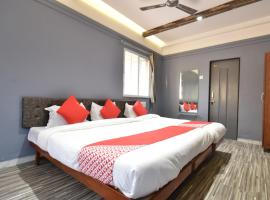 Hotel Ashirwad, Solapur, hótel í Solāpur