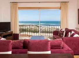 Sun and waves Retreat, Praia del Rey A4
