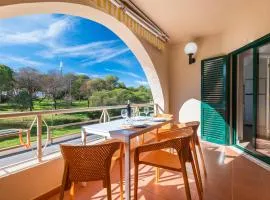 Salgados 1 Bedroom Apartment - 500m from the Beach
