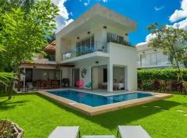 Luxury Private 3BED Villa, Garden, Pool,Security