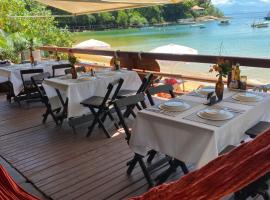 Pousada e Mergulho Dolce Vita, hotel blizu znamenitosti Araçatibinha Beach, Praia Vermelha