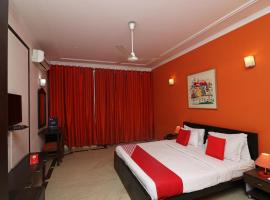 OYO 86208 Ks Complex, hotel v destinaci Mahábalípuram