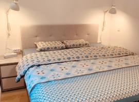 Nice rooms in Beggen house - In Luxembourg city, privát v destinácii Luxembourg