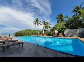 KOHMOOK THE SUN GREAT RESORT, hotel com piscina em Ko Mook