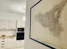 Chalaroste home