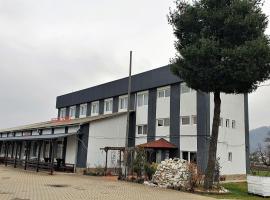 Pensiune Perla, Hotel mit Parkplatz in Susenii Bîrgăului