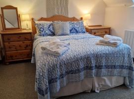 Hayloft Cottage - Dog Friendly With Private Garden, beach rental in Sidmouth