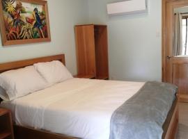 Playa Blanca Macaw Hotel, hotel v destinaci Conte