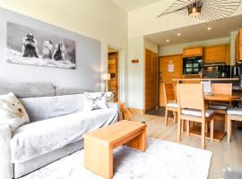 1-bed apartment in 5* Residence with mountain views, ski in, ski out, hotel en Flaine