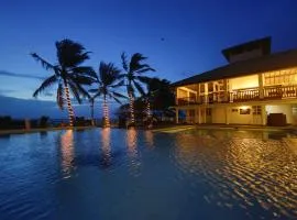 Catamaran Beach Hotel
