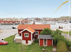 Stunning Home In Rnnng With 2 Bedrooms And Wifi, aluguel de temporada em Rönnäng