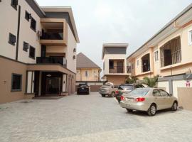 The Charis Hotel & Suites, hotel v destinaci Port Harcourt