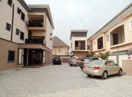 The Charis Hotel & Suites, hotell sihtkohas Port Harcourt