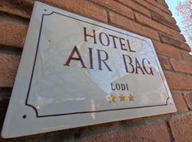 Hotel Air Bag, מלון עם חניה בלודי