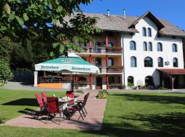 Apartment & Studio Forest Paradise, hotel v destinácii Cerkno