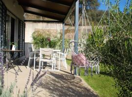 Lauku māja Casa Rural Lavanda-San Nicolás del Puerto, Sevilla pilsētā Sannikolasa del Puerto