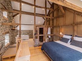 Paddock Lodge - Suites Wellness & Chambres d'hôtes, hotel in Stoumont