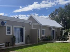 Essi Selfsorg Akkommodasie, hotel i Beaufort West