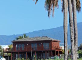 Kaz C2C - Une maison Balinaise avec jacuzzi, hotel in zona Roasted Coffee Estate, Saint-Pierre