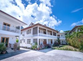 La Maison Hibiscus Self Catering Accommodation, hotell Beau Vallonis