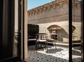 The Cumberland Hotel by NEU Collective, hotelli Vallettassa