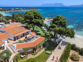 The Pelican Beach Resort & SPA - Adults Only, resort i Olbia