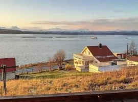6 person holiday home in Finnsnes-By Traum